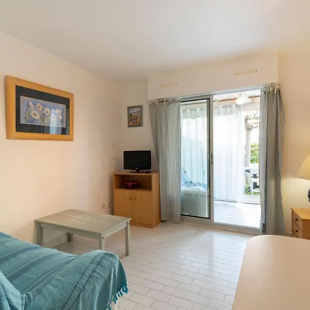 1 Bedroom Apartment For 4 * Агд